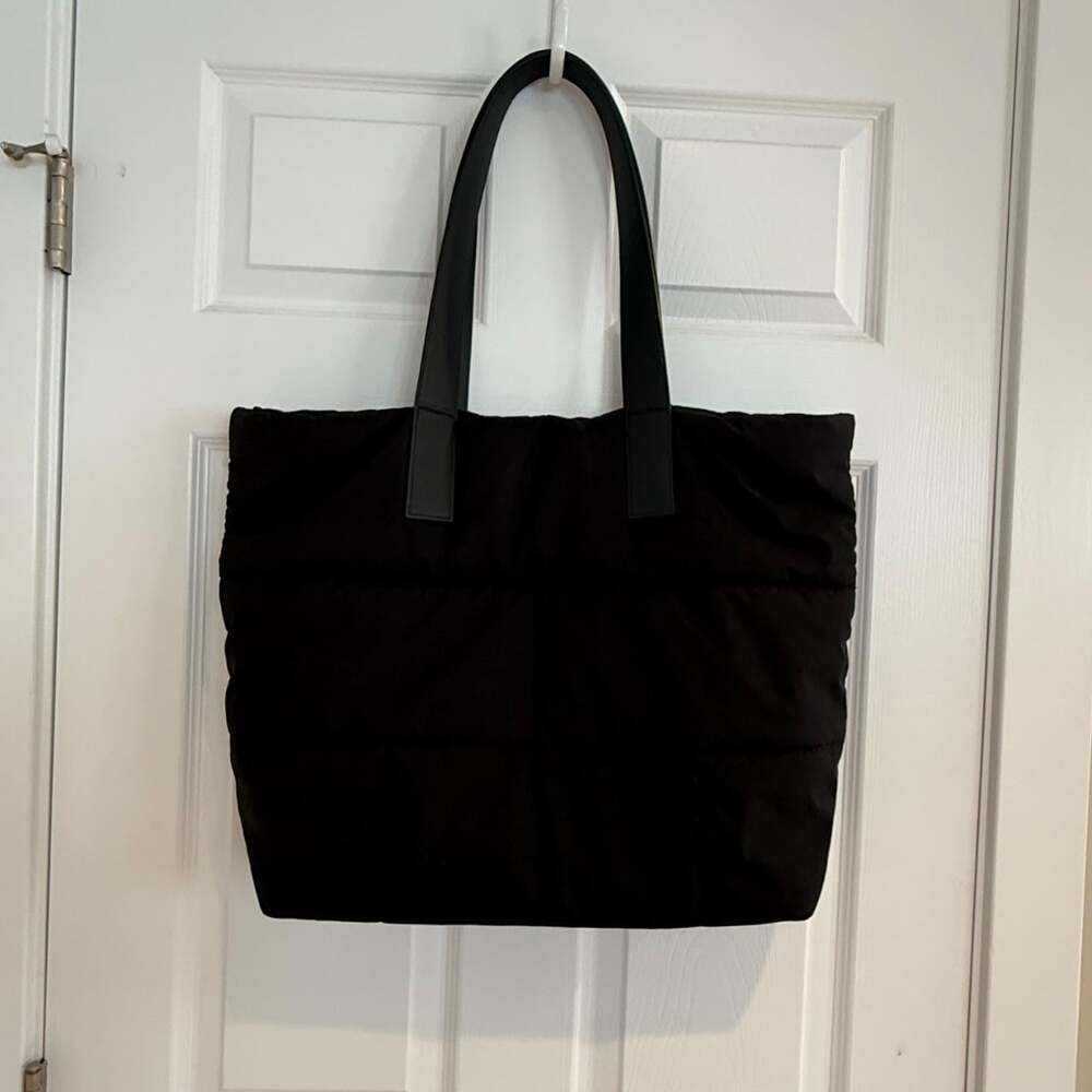 Gap Quilted Puffer Tote Bag 12 D 9